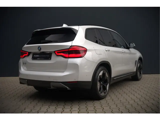 BMW iX3 High Executive 80 kWh 2021 Elektrisch 2