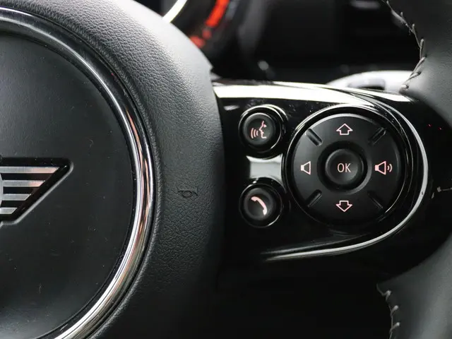 MINI Clubman One Business Edition 2019 Benzine 17
