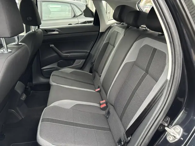Volkswagen Polo 1.0 TSI Highline Business R 2019 Benzine 14