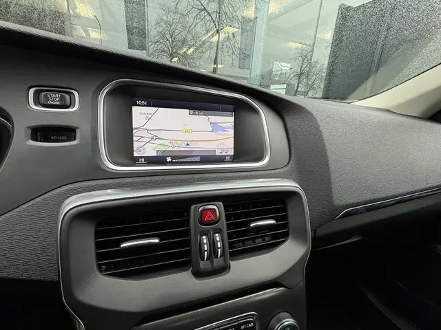 Volvo V40 1.6 T4 Momentum 2013 Benzine 13