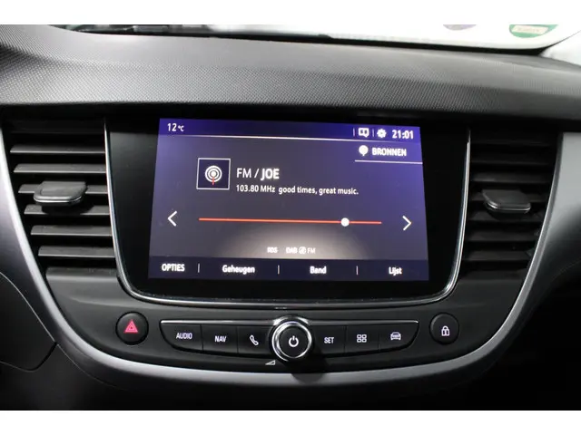 Opel Crossland X 1.2 Turbo Online Edition 2017 Benzine 23