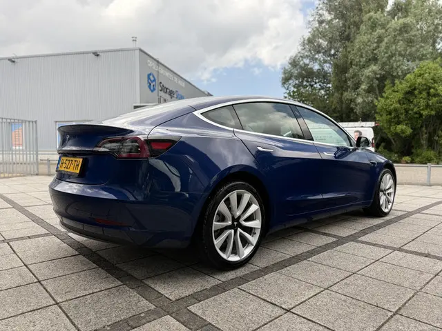 Tesla Model 3 Range Plus 2020 Elektrisch 6