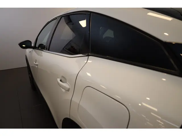 Citroën ë-C4 Shine 50 kWh 2022 Elektrisch 43