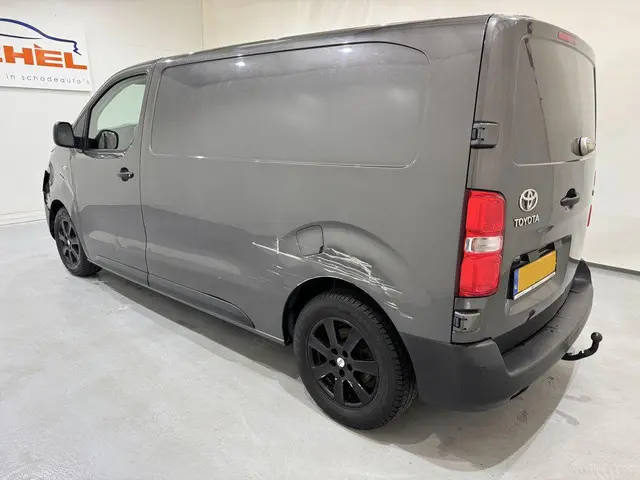 Toyota ProAce Worker 1.6D d-4D Cool Comfort 2018 Diesel 4