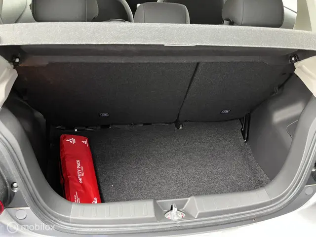 Mitsubishi Space Star 1.2 Connect+ 2023 Benzine 5