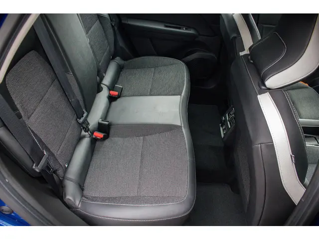 Renault Captur TCe 90 Intens 2023 Benzine 18