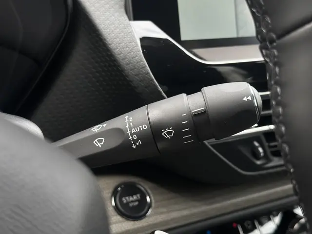 Citroën C5 X 1.2 Hybrid 145pk Max 2026 Hybride Benzine 36