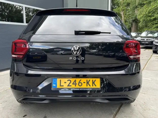 Volkswagen Polo 1.0 TSI 95pk DSG Highline 2021 Benzine 36