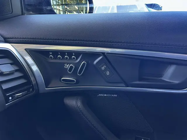 Jaguar F-Type P300 RWD 2019 Benzine 31