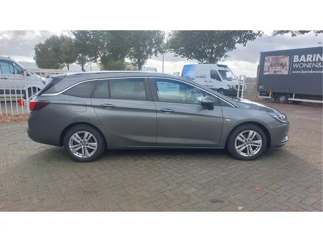 Opel Astra Sports Tourer 1.6 CDTI Business+ 2017 Diesel 14