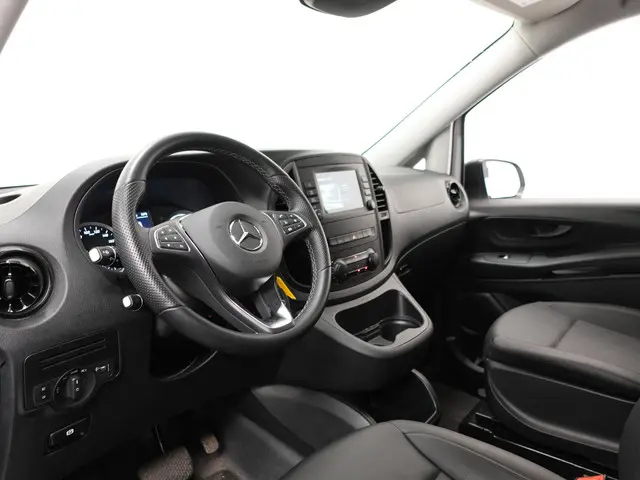 Mercedes-Benz eVito 2