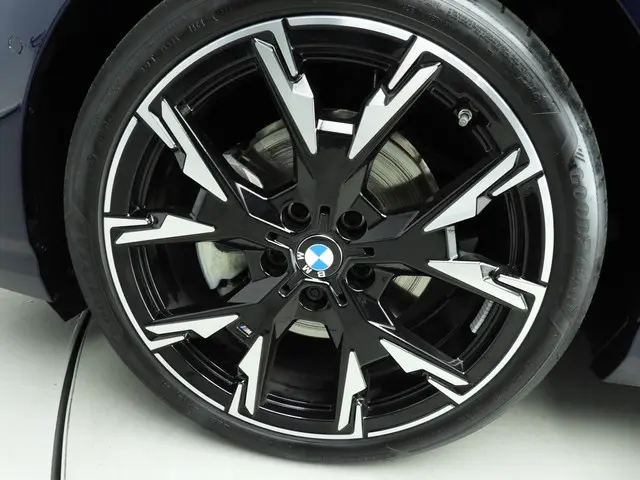 BMW 1 Serie 5-Deurs 120 2025 Benzine 37