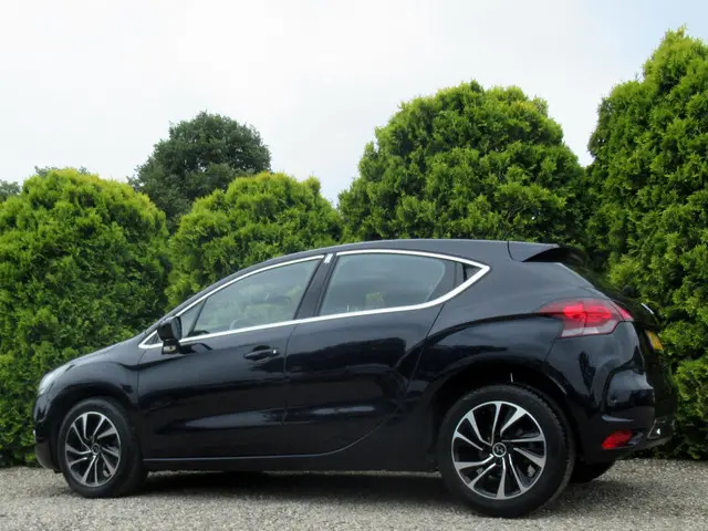 DS DS 4 1.2 PureTech Business*Navi*Xenon*Pdc* 2016 Benzine 6