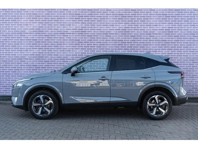 Nissan QASHQAI 1.3 MHEV Xtronic N-Connecta 2021 Benzine 9