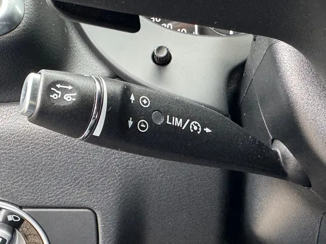 Infiniti Q Q30 1.6t 115kW Luxe 2016 Benzine 19