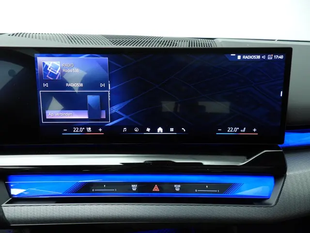 BMW 5 Serie Touring 530e 2025 Hybride Benzine 33