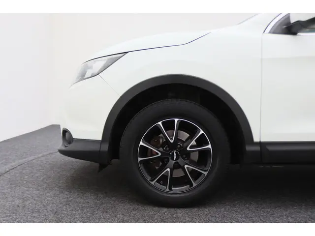 Nissan QASHQAI 1.2 Visia 2014 Benzine 23
