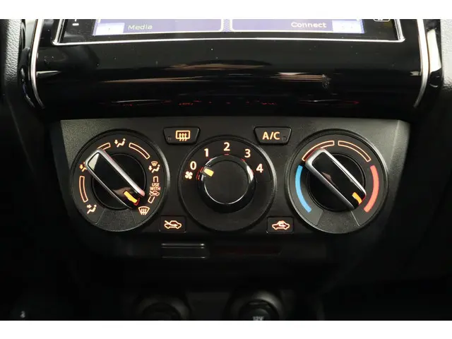 Suzuki Swift 1.2 Select Smart Hybrid 2024 Benzine 20