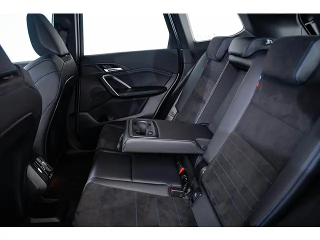 BMW X1 xDrive25e 2025 Hybride Benzine 18