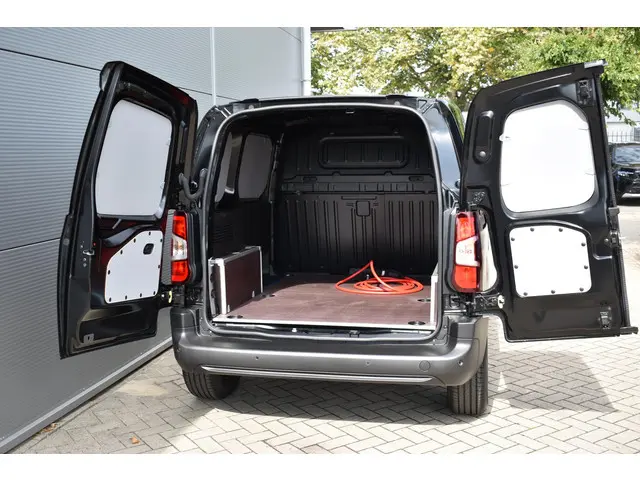 Opel Combo-e Electric 136 L1 50kWh 2025 Elektrisch 8