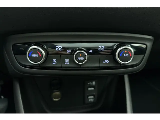 Opel Crossland 1.2 Turbo Level 4 2024 Benzine 23