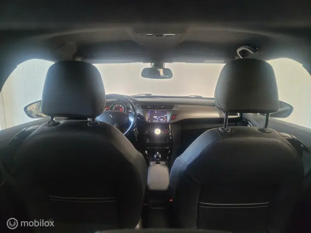 Citroën DS3 1.2 PureTech So Chic 2017 Benzine 19