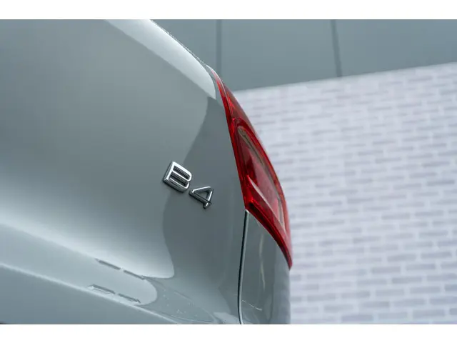 Volvo XC40 B4 197 pk Core 2023 Benzine 14