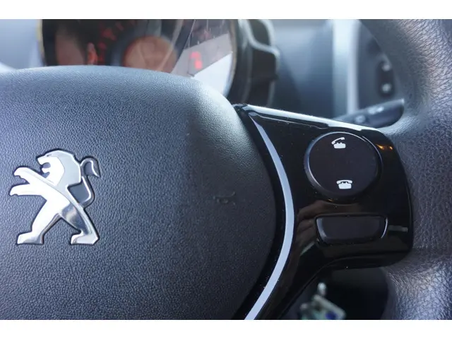 Peugeot 108 1.0 VTi Active 2015 Benzine 11