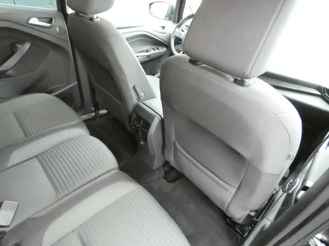 Ford C-MAX HELAAS VERKOCHT!!! 2017 Benzine 34