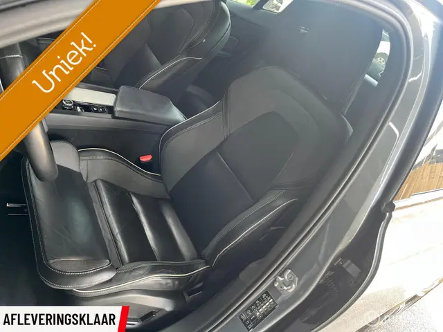 Volvo S60 2.0 T5 R-Design 2020 Benzine 12