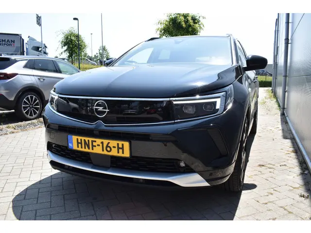 Opel Grandland 1.2 Turbo Ultimate 2024 Benzine 7