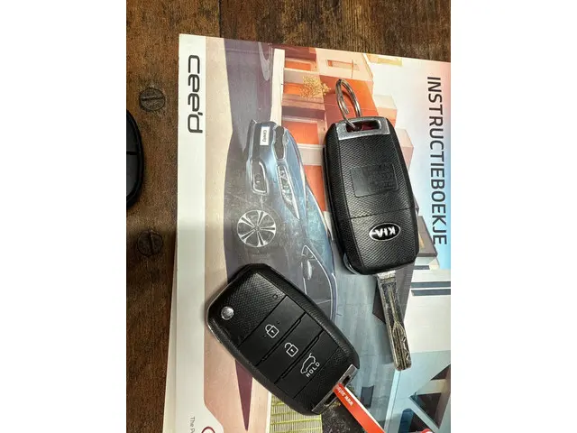 Kia cee'd 1.0 T-GDi GT-Line Summer Edition 2017 Benzine 28