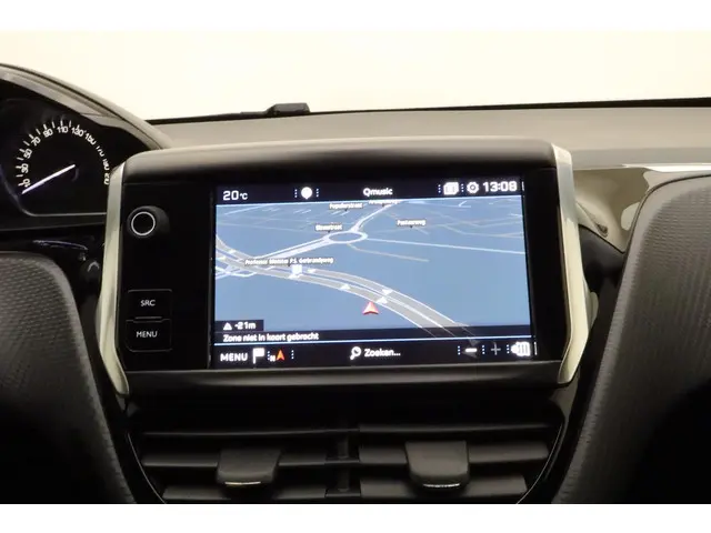 Peugeot 2008 1.2 PureTech Signature 2019 Benzine 21