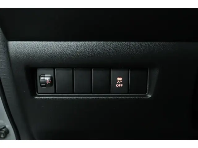 Suzuki Swift 1.2 Select 2018 Benzine 27