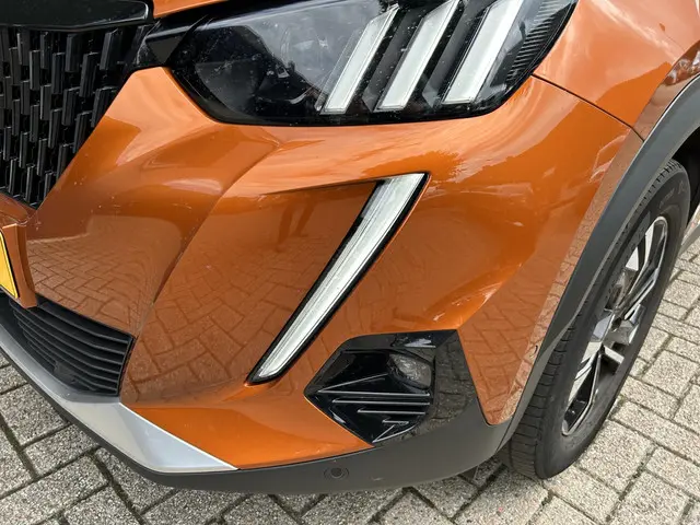 Peugeot 2008 1.2 Turbo 130 PK GT-Line 2020 Benzine 46