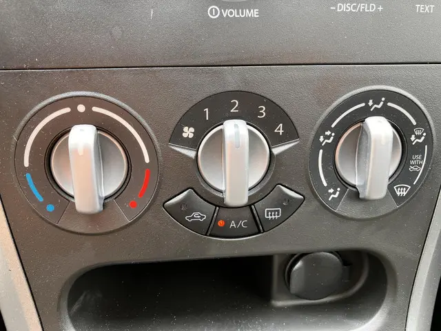 Opel Agila 1.2 Edition 2014 Benzine 25