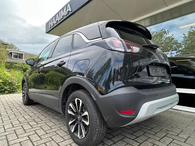 Opel Crossland 1.2T 130pk Automaat Elegance 2024 Benzine 8