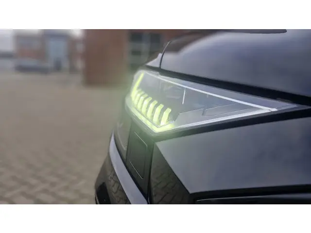 Audi SQ8 4.0 TFSI SQ8 quattro 2022 Benzine 6