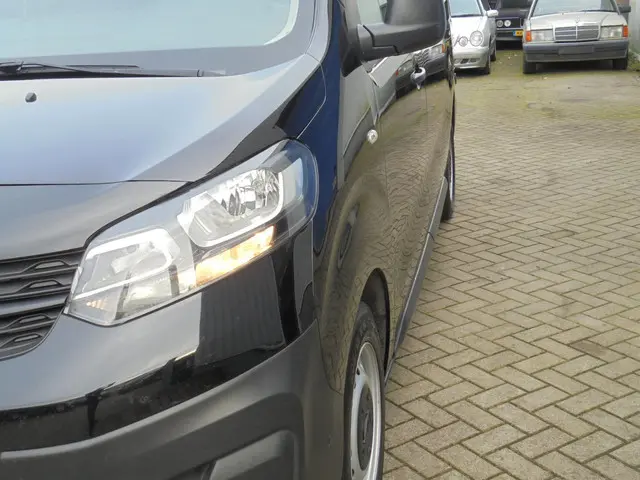 Opel Vivaro 2.0 CDTI L3H1 Edition Nette auto 2020 Diesel 7