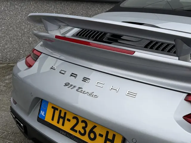 Porsche 911 Cabrio 3.8 Turbo Cabrio 2016 Benzine 42