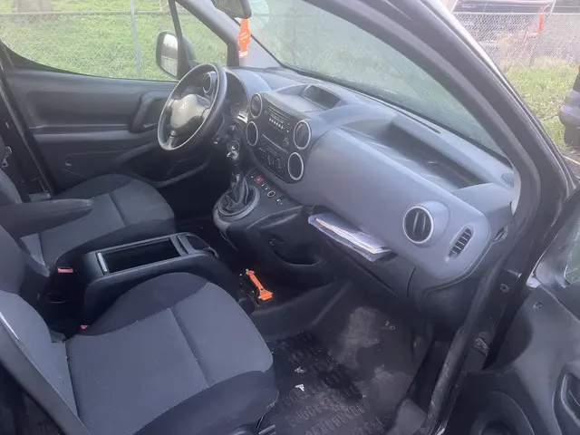 Peugeot Partner 120 1.6 BlueHDi 75 Premium 2018 Diesel 18