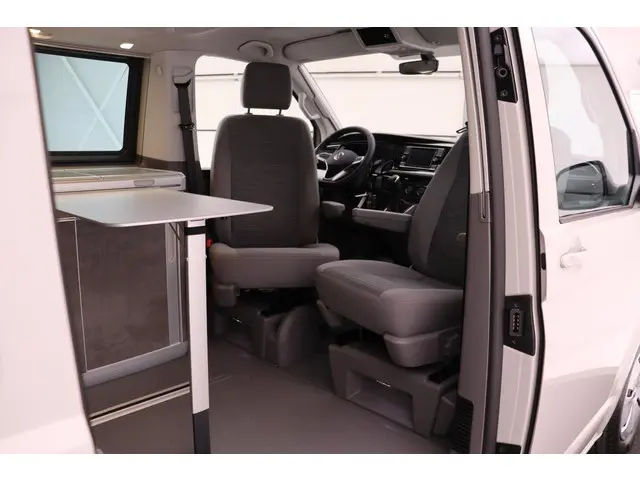 Volkswagen California Ocean 2.0 TDI Aut 150 2023 Diesel 25