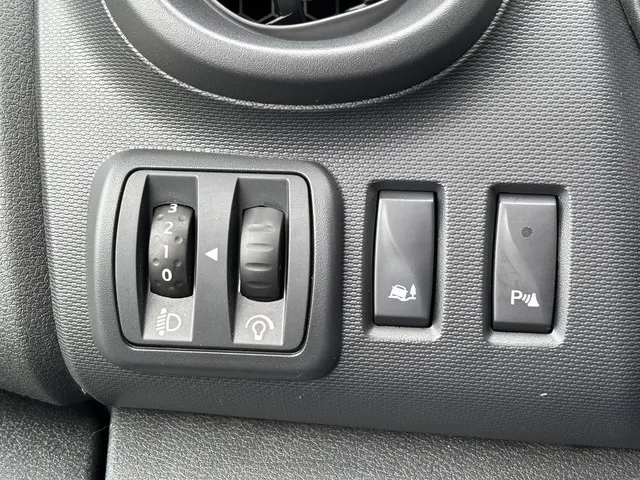 Renault Trafic 1.6 dCi 95 T27 L1H1 Comfort 2020 Diesel 17