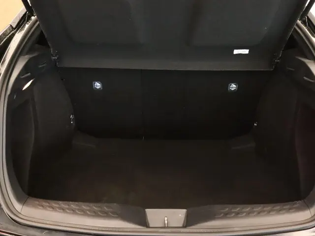 Toyota C-HR 1.8 Hybrid Style 2022 Hybride Benzine