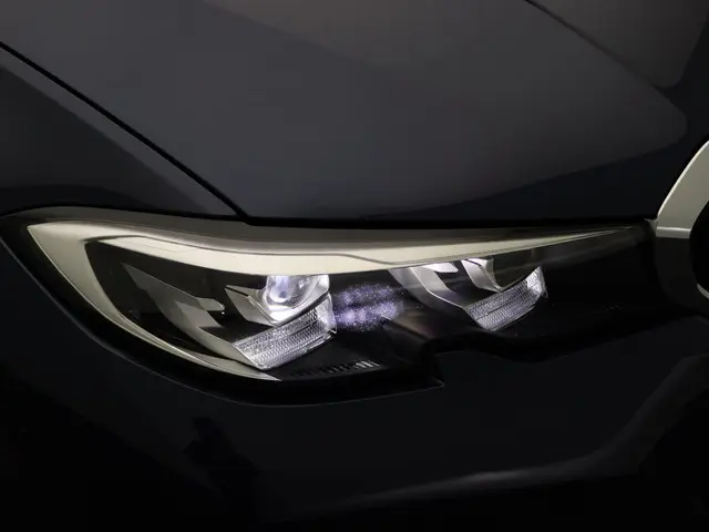 BMW 3 Serie Touring 320i 2020 Benzine 36