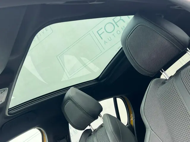 Peugeot 208 1.2 PureTech GT-Line 2020 Benzine 25