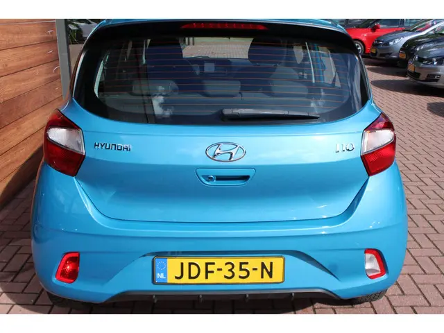 Hyundai i10 1.0 2021 Benzine 12