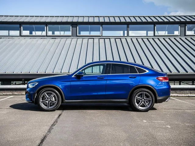Mercedes-Benz GLC 200d 4MATIC 2020 Diesel 4
