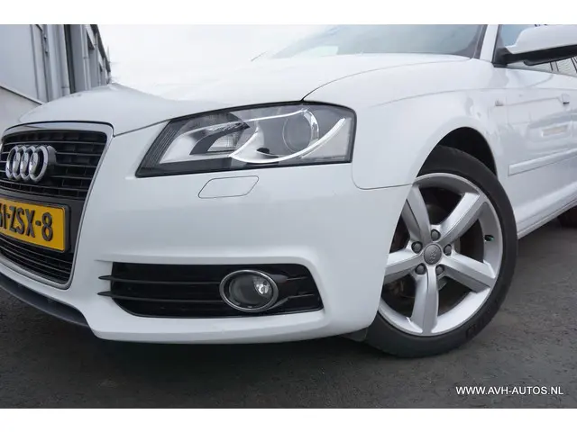 Audi A3 Sportback 1.2 TFSI S Edition 2013 Benzine 12