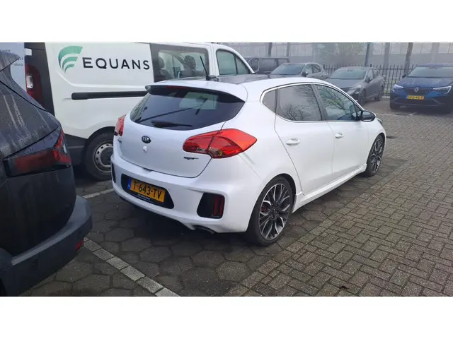 Kia cee'd 1.6 GT 204 PK navi PANODAK airco 2014 Benzine 6